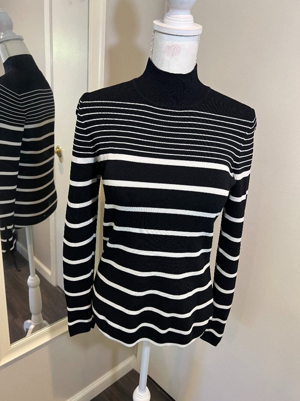 Marled by Reunited Clothing Black & White Striped Long Sleeve Sweater, Size S